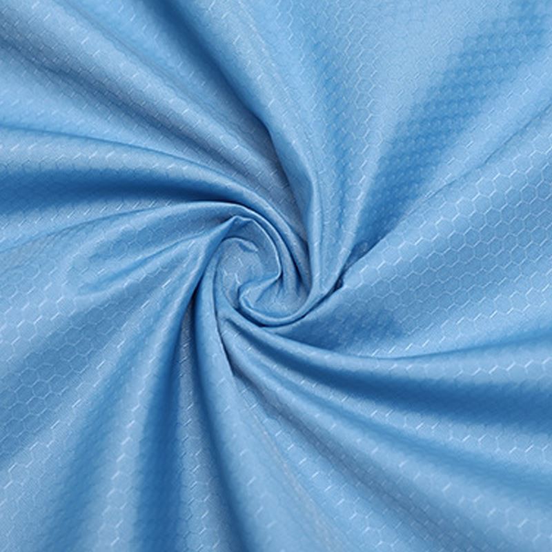 Irriċikla Tessili tan-Nylon